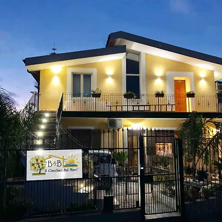 Il Giardino Sul Mare ベッド・アンド・ブレックファスト 3*