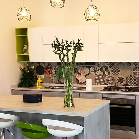 ベッド・アンド・ブレックファスト Il Giardino Sul Mare ブリアーティコ