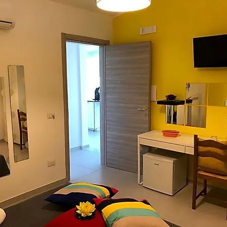 Il Giardino Sul Mare 3* 布里亚蒂科