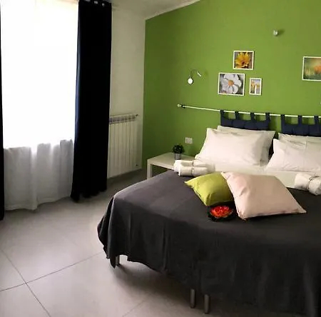 Il Giardino Sul Mare ベッド・アンド・ブレックファスト ブリアーティコ