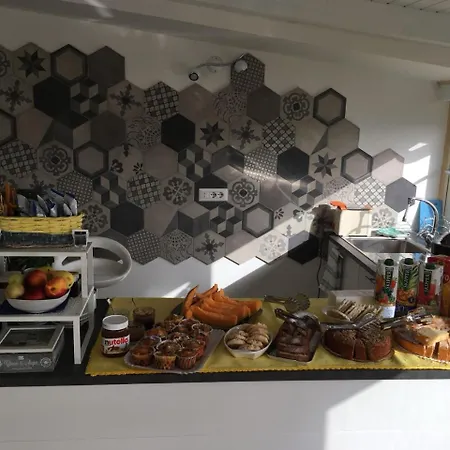 Alojamento de Acomodação e Pequeno-almoço Il Giardino Sul Mare