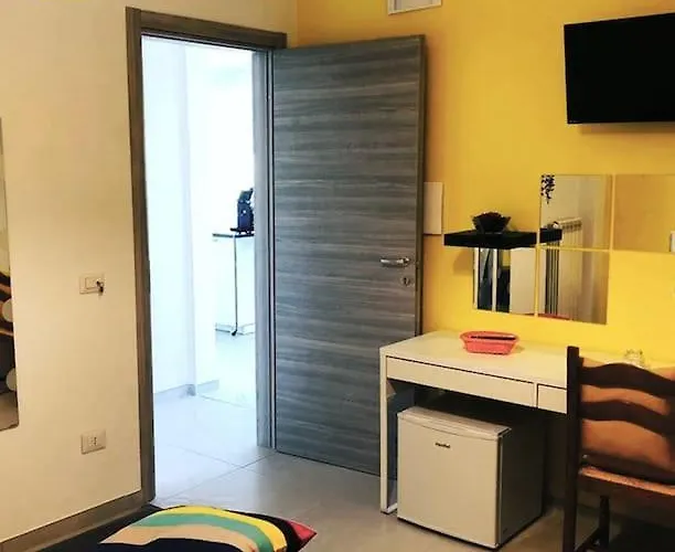 Il Giardino Sul Mare Alojamento de Acomodação e Pequeno-almoço 3*